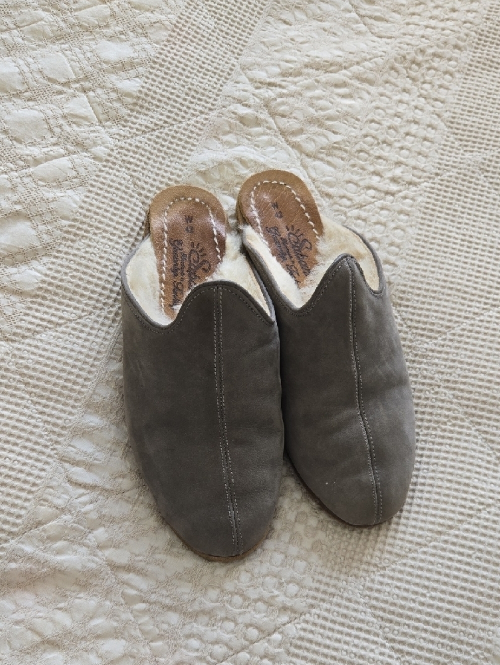 Sabah Gray Suede Shearling-Lined Slip-On Mules Minimalist Normcore Size 42 - Picture 2 of 9